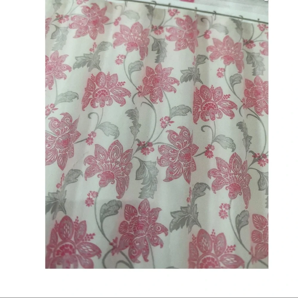 NIP Cynthia Rowley Floral SHOWER CURTAIN Cotton Blend PINK and GRAY Flowers
